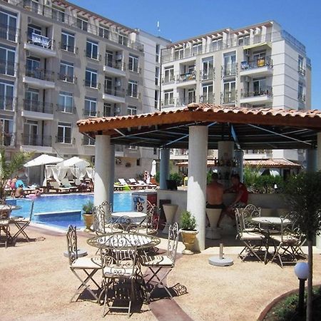 Gt Down Park Apartments Слънчев бряг Екстериор снимка