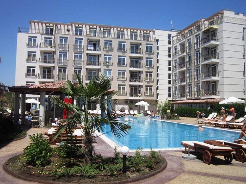 Gt Down Park Apartments Слънчев бряг Екстериор снимка